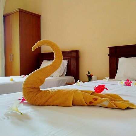 Asih Homestay ペムテラン エクステリア 写真