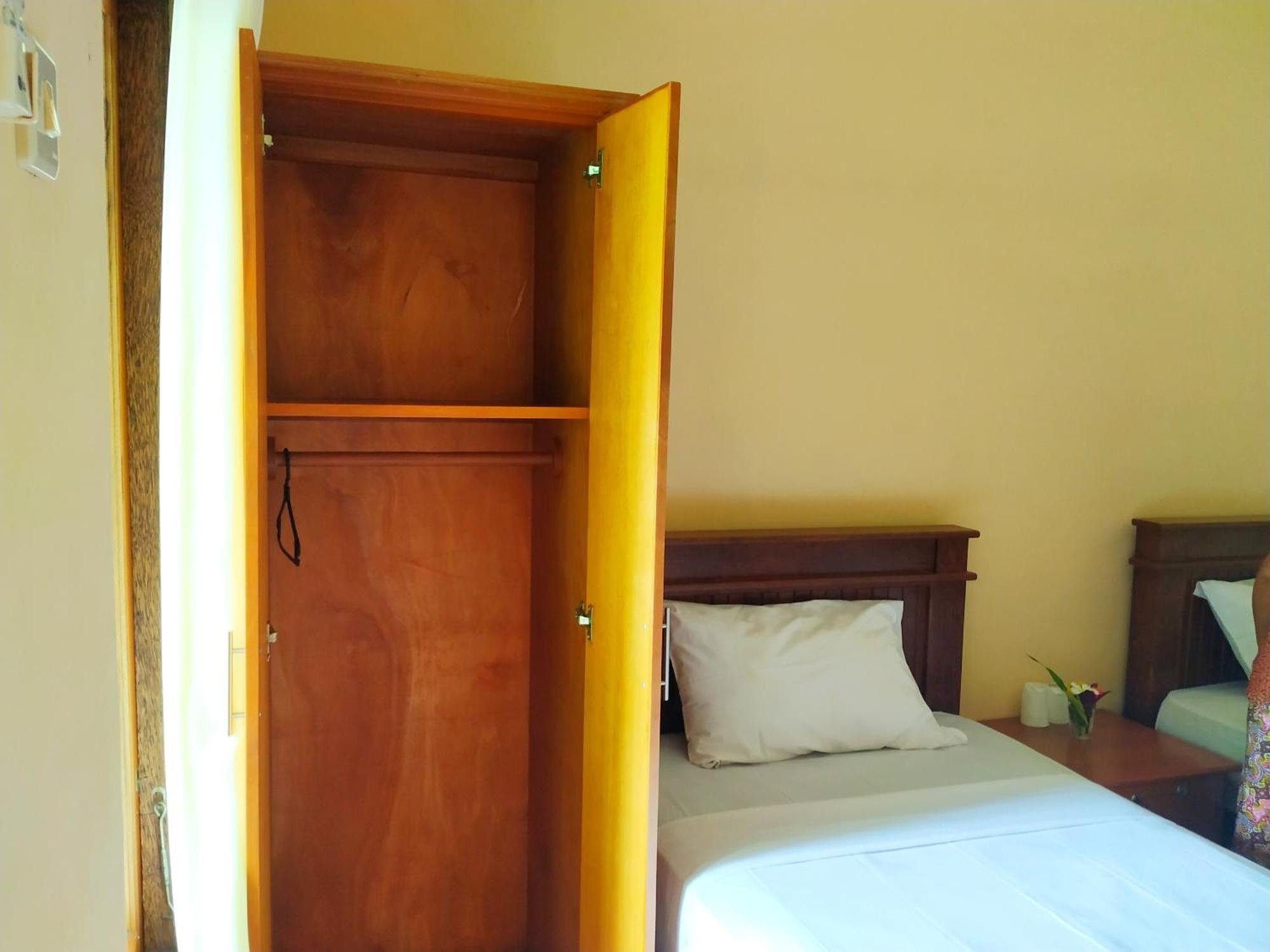 Asih Homestay ペムテラン エクステリア 写真