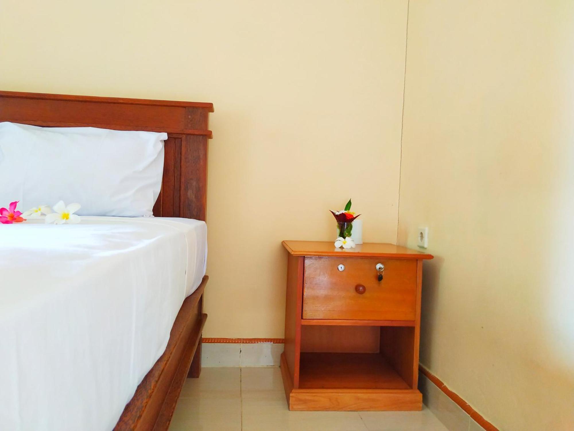 Asih Homestay ペムテラン エクステリア 写真