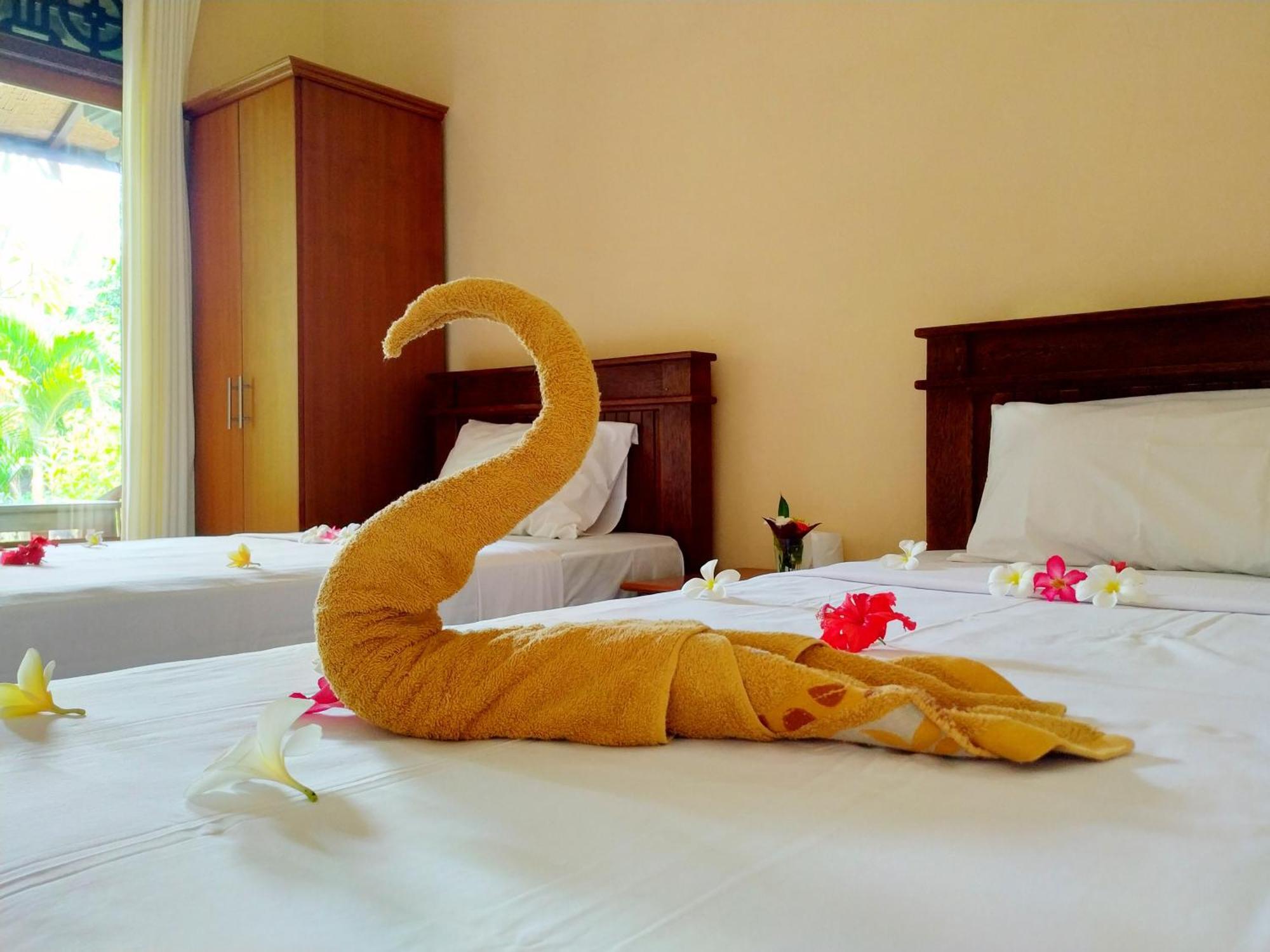 Asih Homestay ペムテラン エクステリア 写真