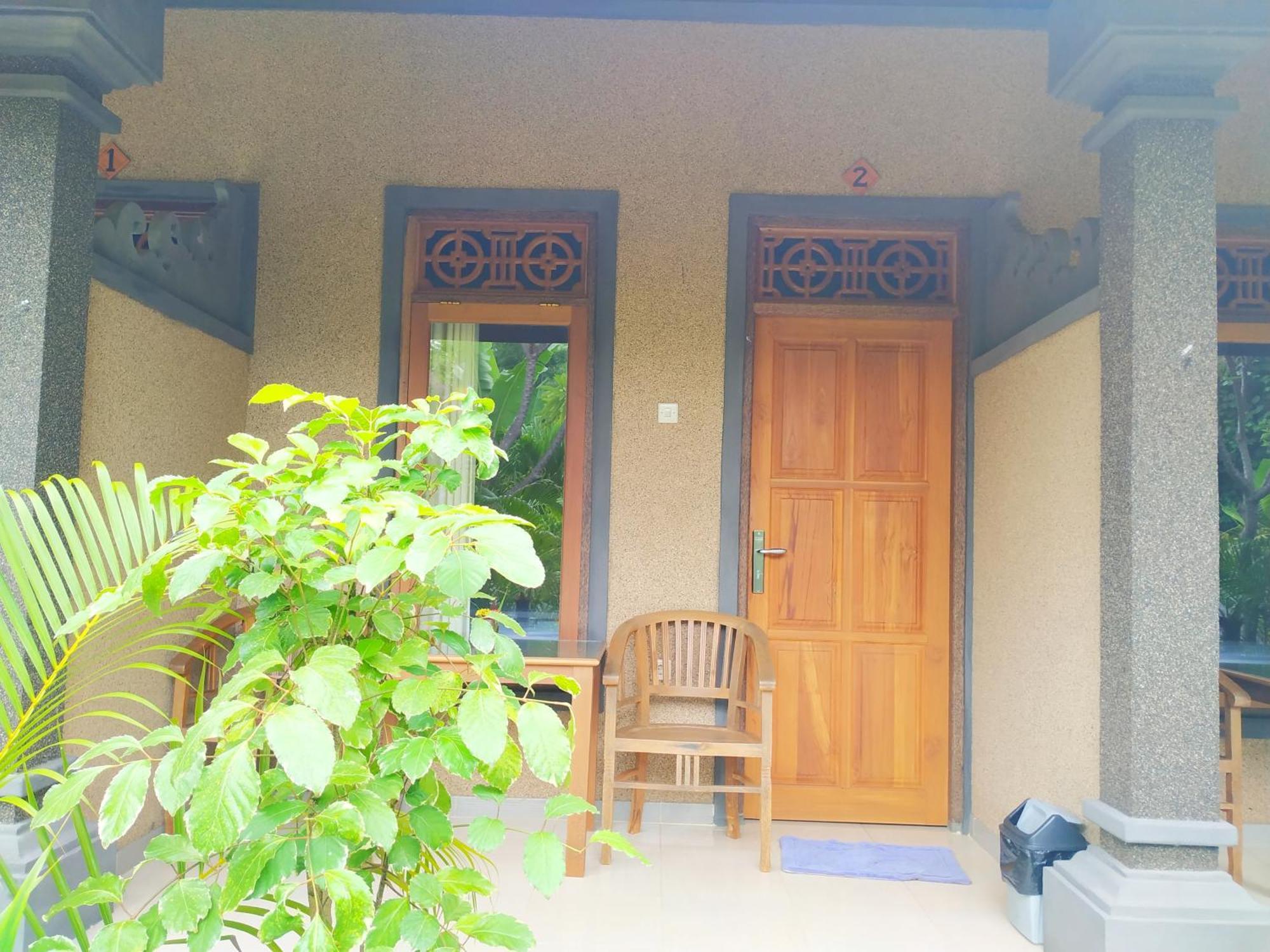 Asih Homestay ペムテラン エクステリア 写真